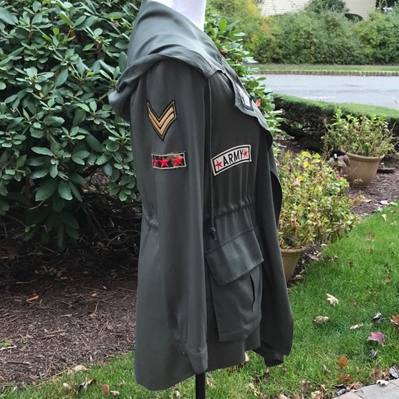 Last 1 ⬇️ 🆑 Army Green Utility Jacket w/Patches - Picture 4 of 5